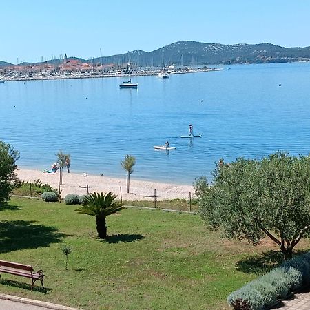 Luxury Beach Apartment Biograd Na Moru Buitenkant foto