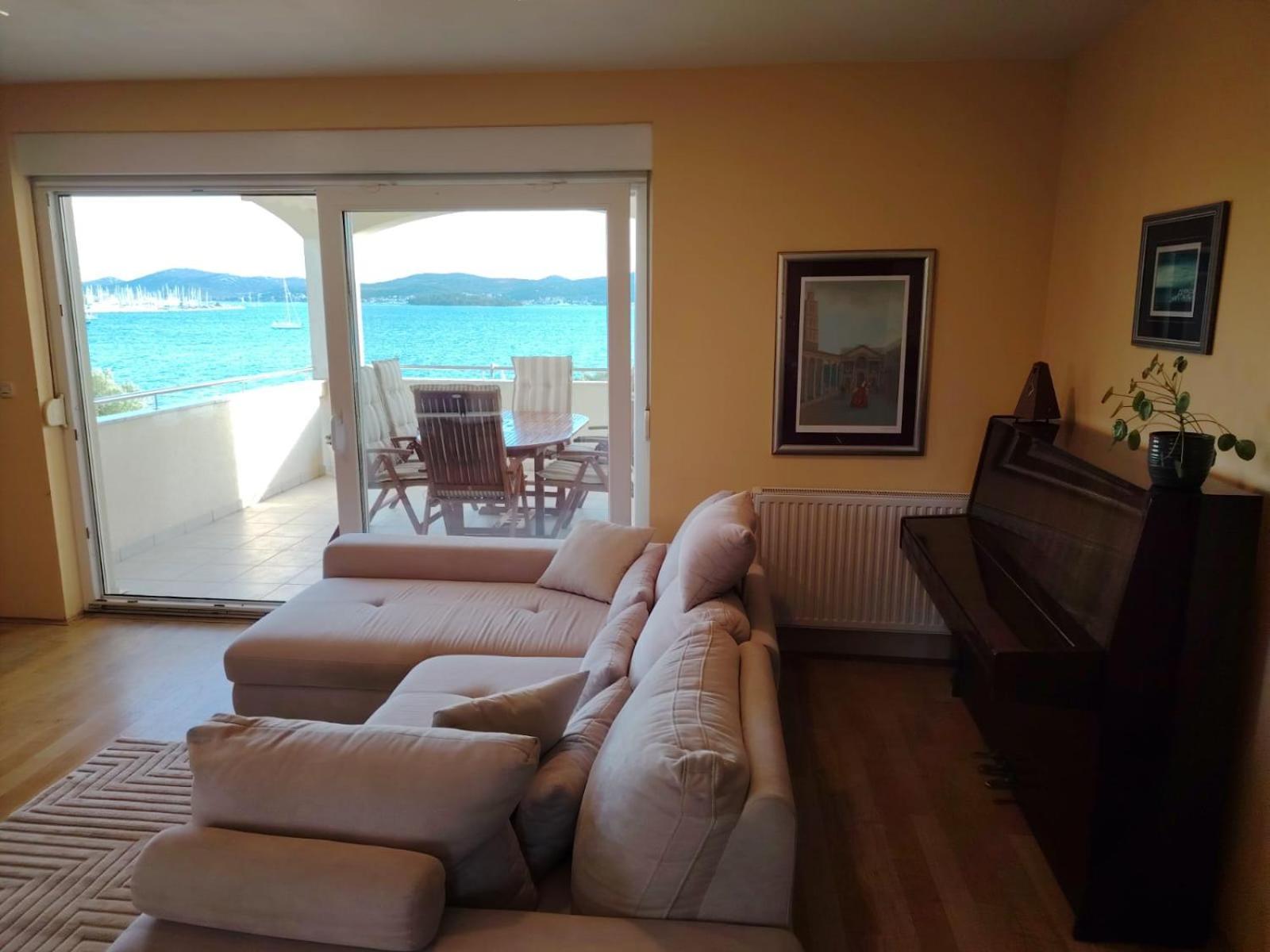 Luxury Beach Apartment Biograd Na Moru Buitenkant foto