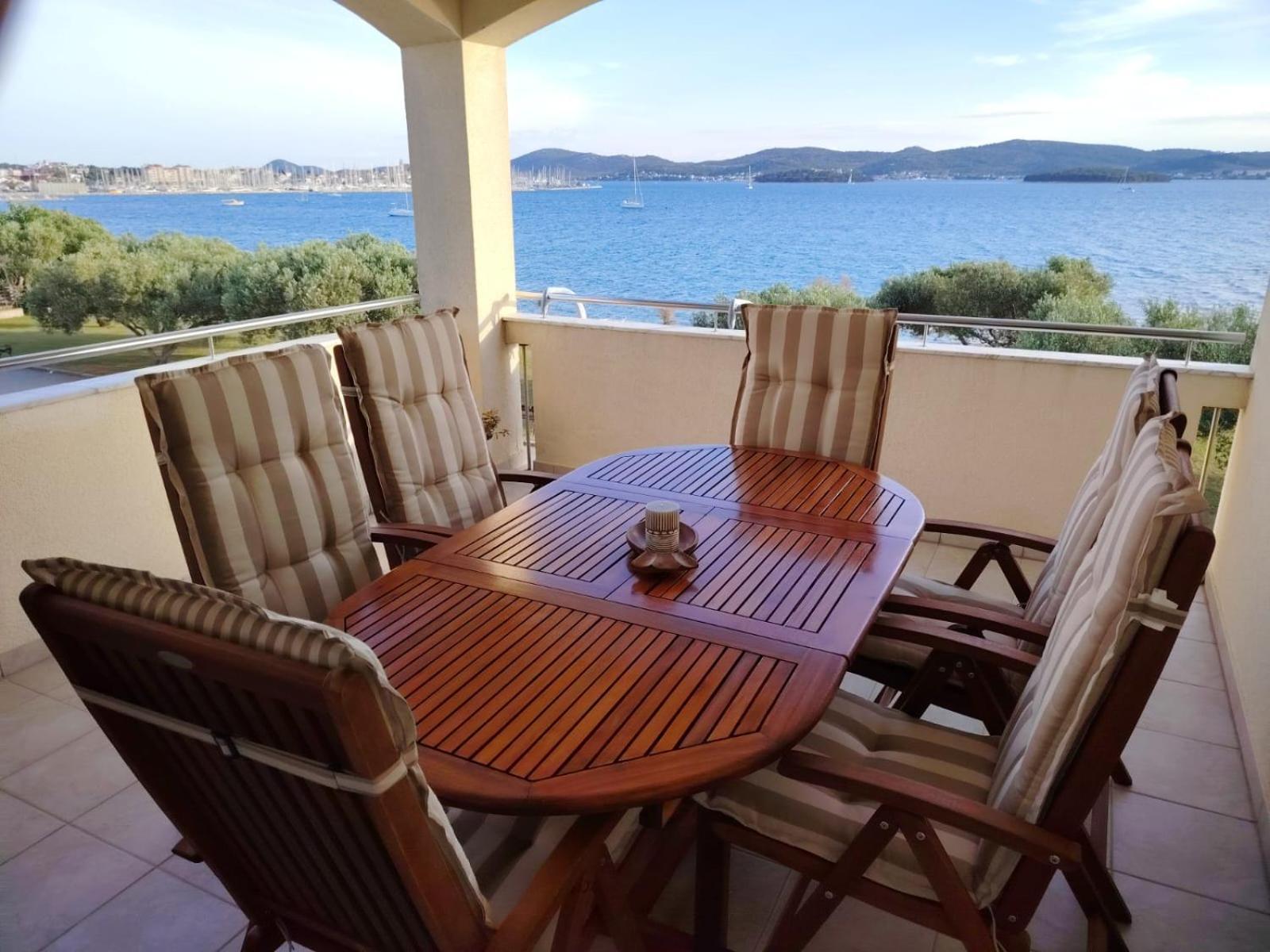 Luxury Beach Apartment Biograd Na Moru Buitenkant foto