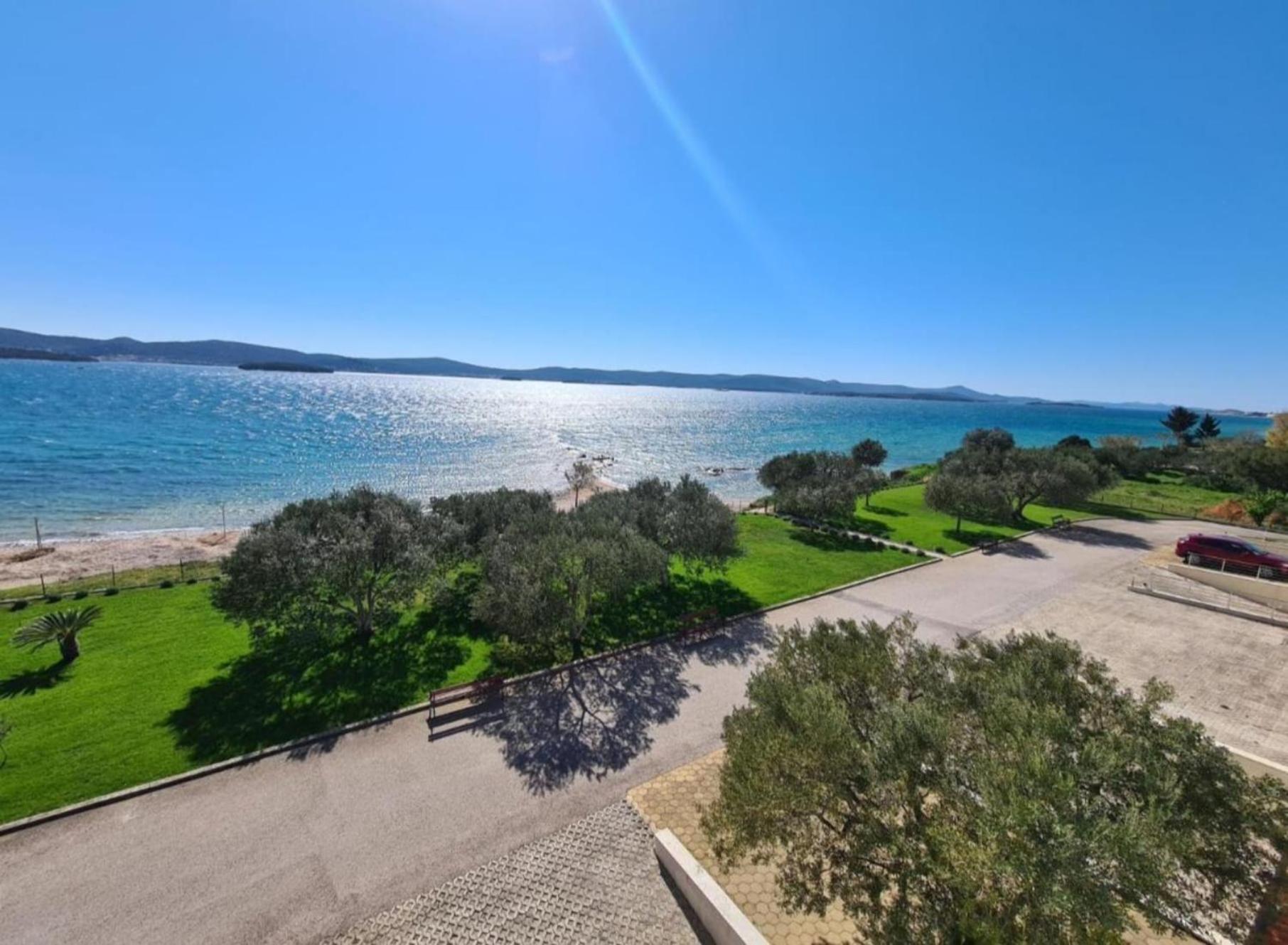 Luxury Beach Apartment Biograd Na Moru Buitenkant foto