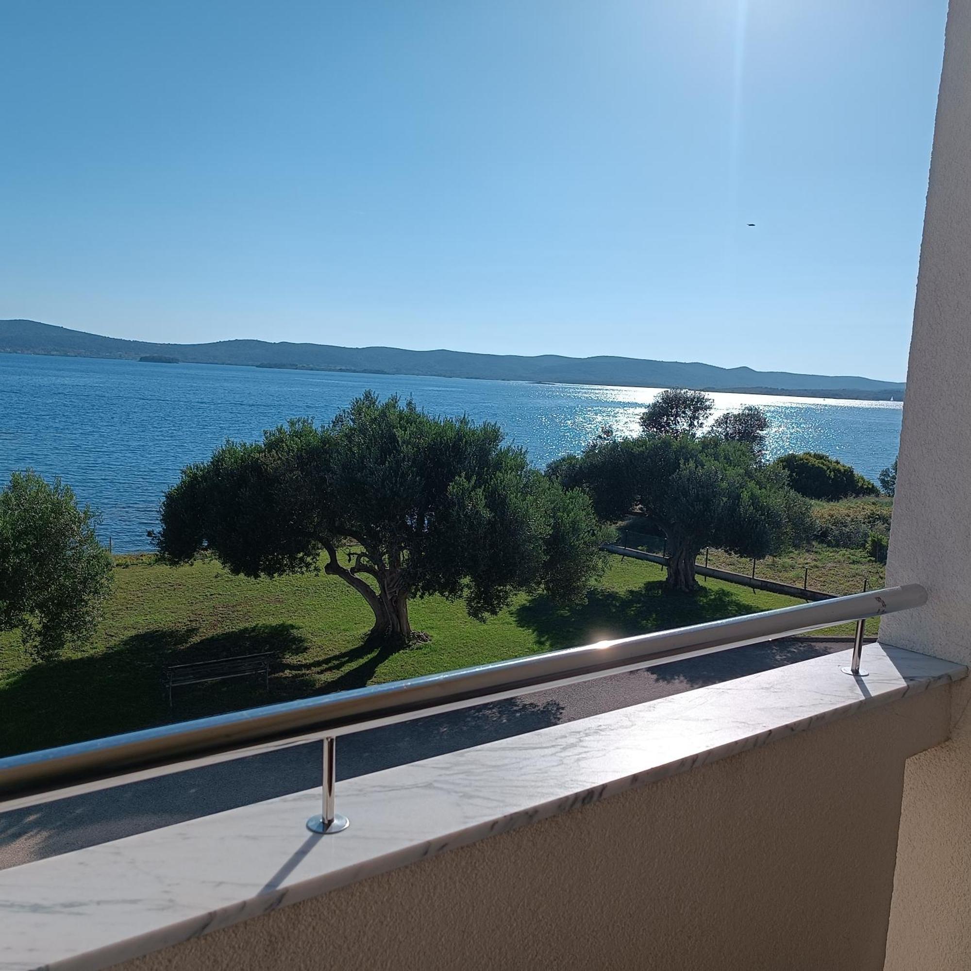 Luxury Beach Apartment Biograd Na Moru Buitenkant foto